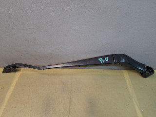 щеткодержатель (поводок стеклоочистителя, дворник) Chevrolet Equinox 3 поколение 2018, 1.5 л., бензин, АКПП, серый/441b, полный привод