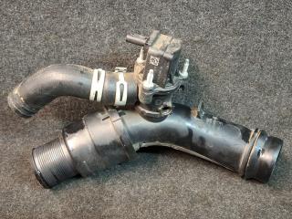 патрубок интеркулера Ford Escape 4 поколение CX482 2020, 2.0 л., бензин, АКПП, белый az, внедорожник 5 дв., полный привод, LX619P437