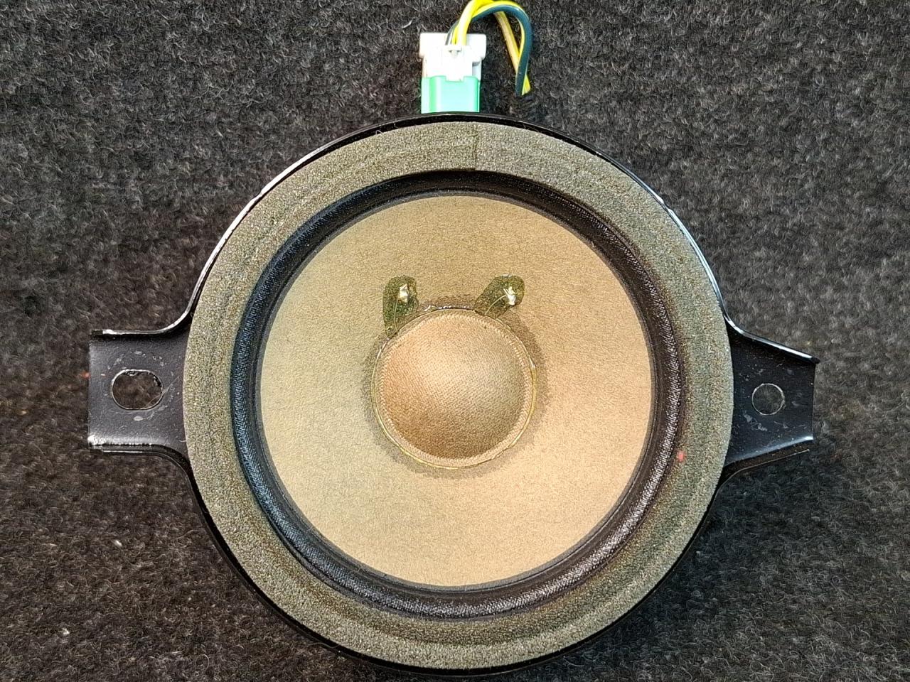 динамик Cadillac XT4 1 поколение 2020, 2.0 л., бензин, АКПП, 318e, полный привод, 84019242 - фото №1