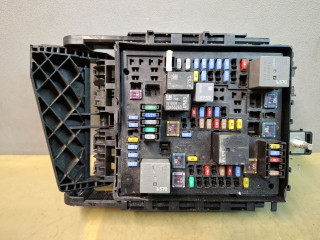 блок предохранителей Chevrolet Blazer 3 поколение 2019, 3.6 л., бензин, АКПП, белый, полный привод, 84412831