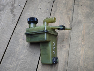 бачок гидроусилителя Mazda 3 BK [рестайлинг] 2006, 1.6 л., бензин