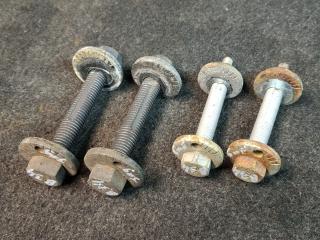 болт развальный Cadillac XT4 1 поколение 2020, 2.0 л., бензин, АКПП, 318e, полный привод