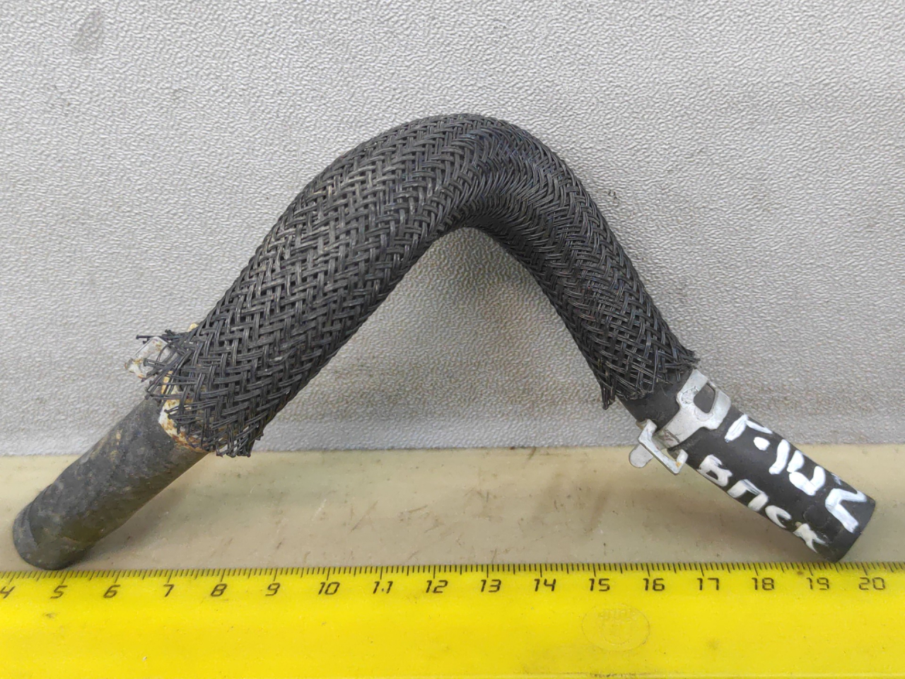 патрубок (трубопровод, шланг) Suzuki Kizashi 1 поколение 2012, 2.4 л., J24B, бензин, АКПП, красный, седан, полный привод - фото №1