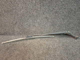 щеткодержатель (поводок стеклоочистителя, дворник) Chevrolet Equinox 3 поколение 2018, 2.0 л., бензин, АКПП, передний привод