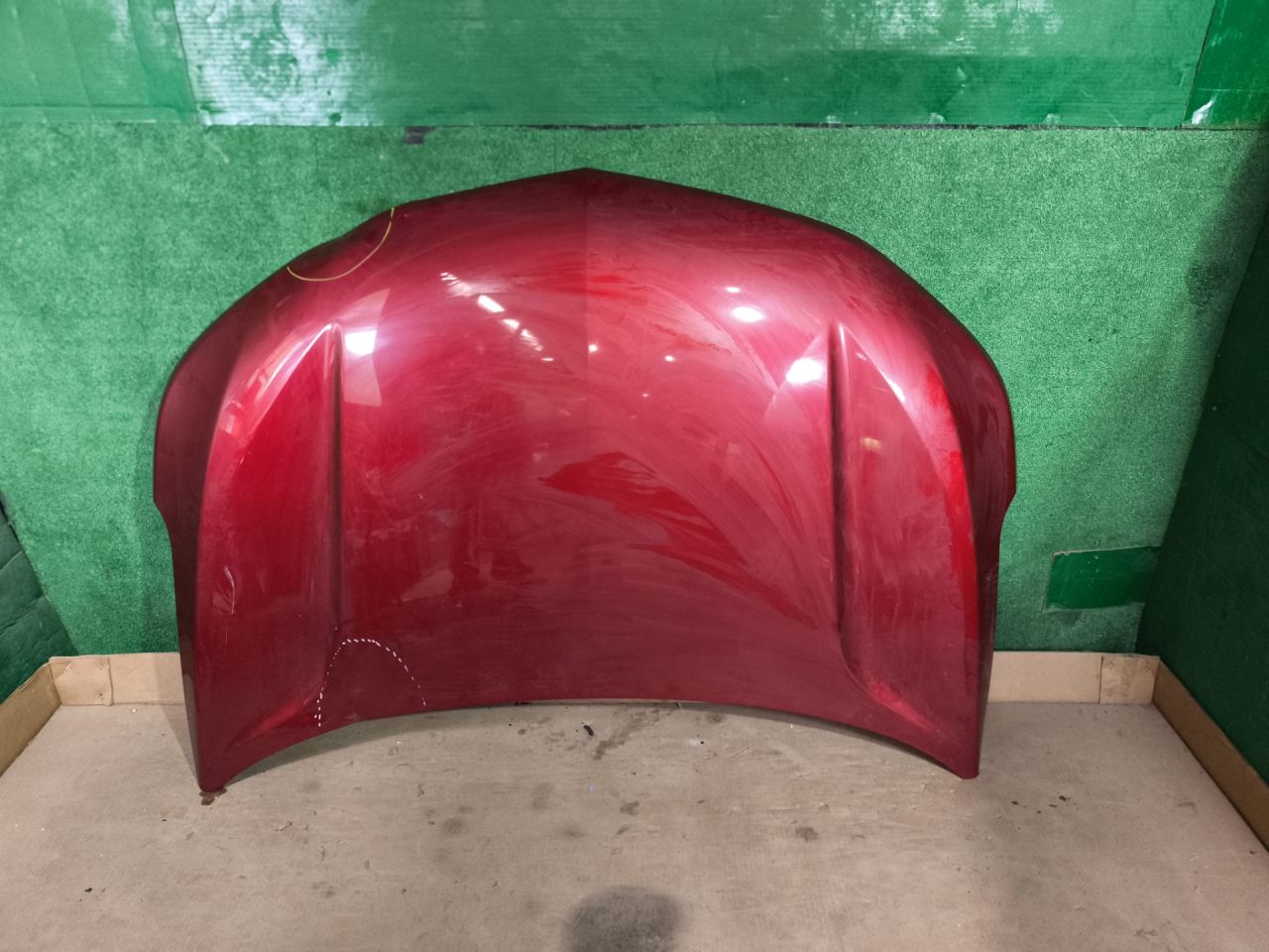 капот Chevrolet Equinox 3 поколение 2018, 2.0 л., бензин, АКПП, передний привод - фото №1