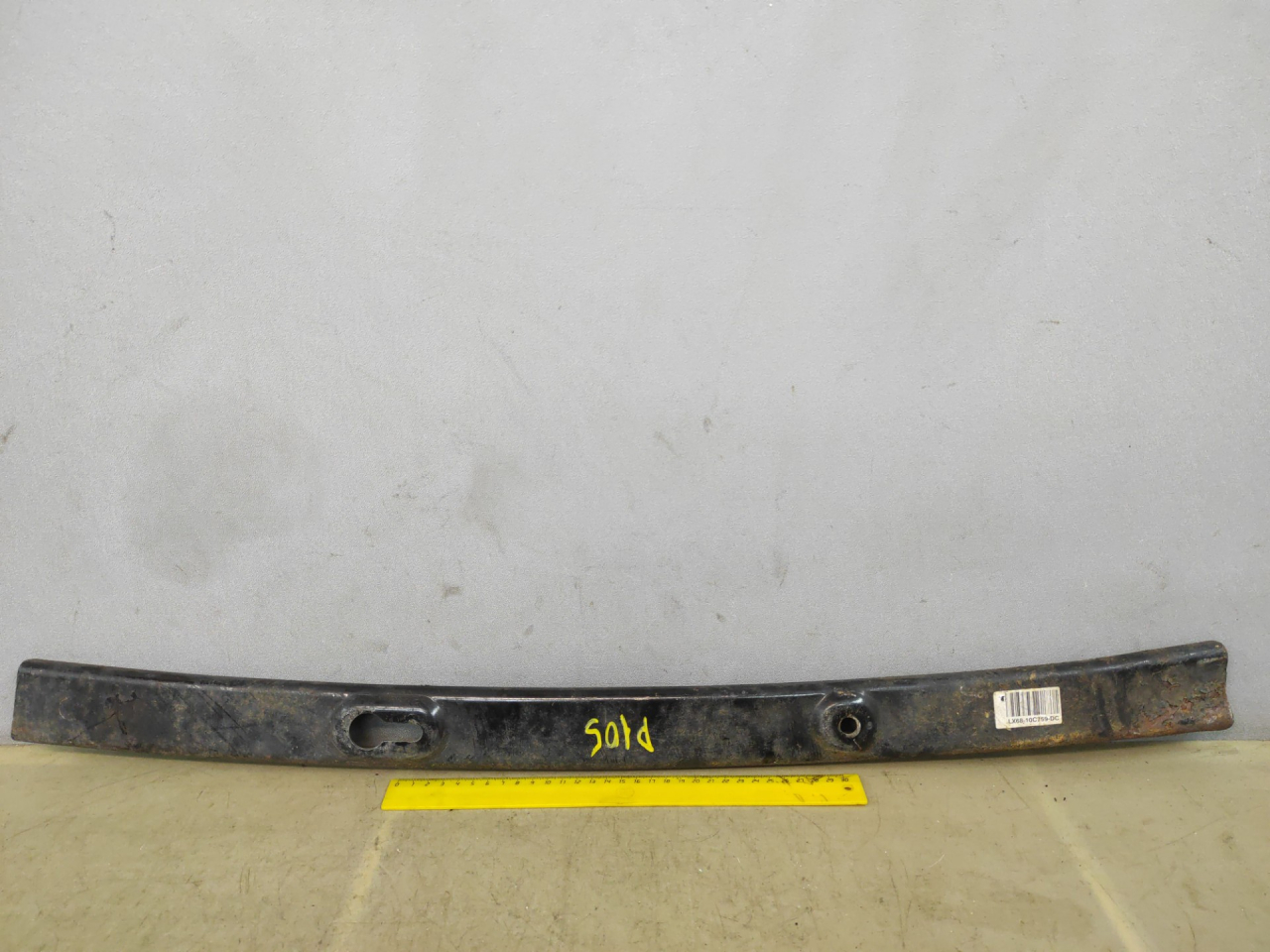 крепление аккумулятора Ford Escape 4 поколение CX482 2021, 2.5 л., гибрид, АКПП, внедорожник 5 дв., полный привод, LX6810C759DC - фото №1