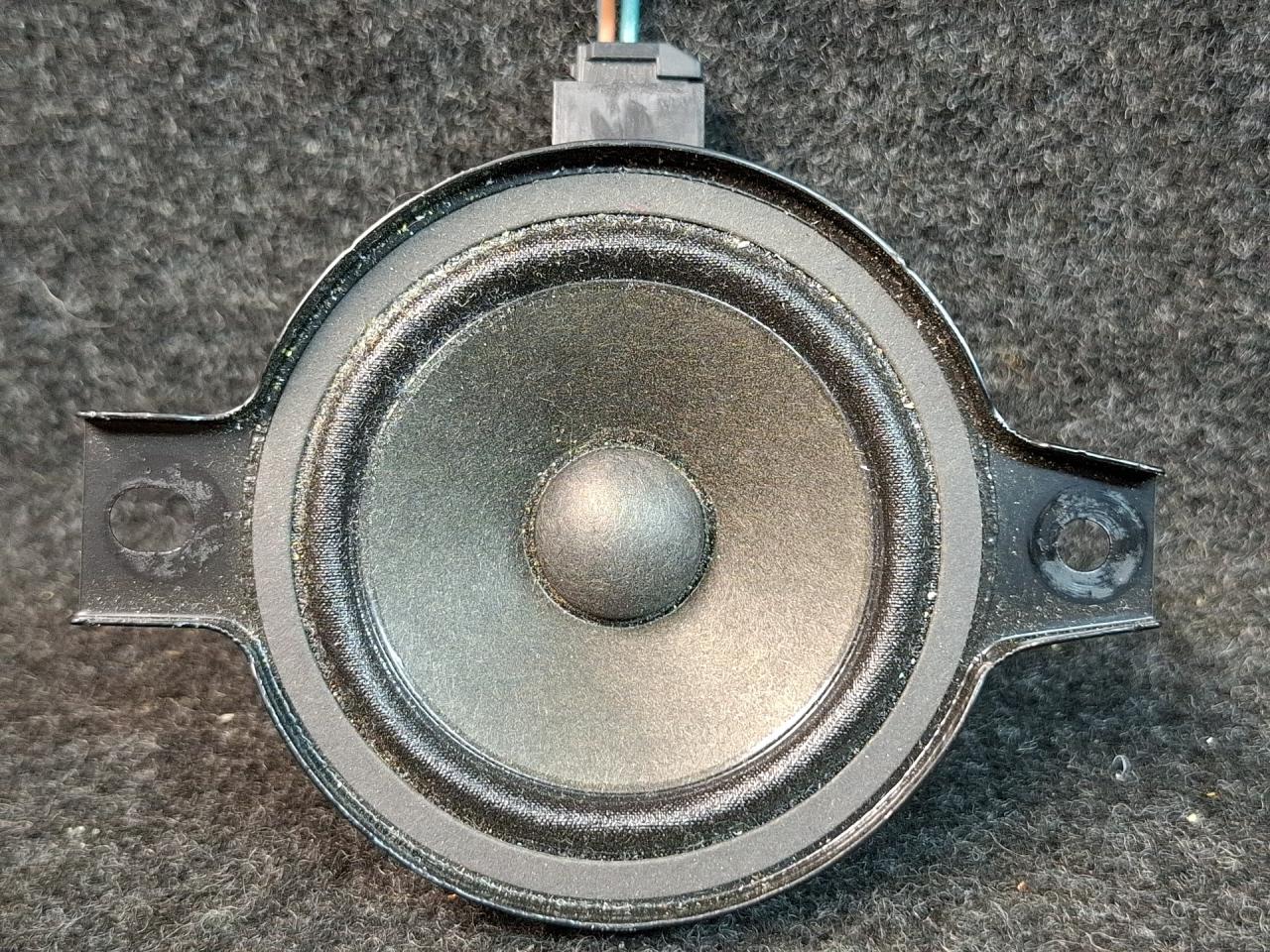 динамик GMC Terrain 2 поколение 2020, 1.5 л., бензин, АКПП, серый 464с, передний привод, 13380268 - фото №1