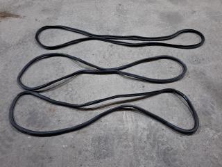 уплотнитель двери Chevrolet Traverse 2 поколение [рестайлинг] 2022, 3.6 л., бензин, АКПП, белый, внедорожник 5 дв., полный привод