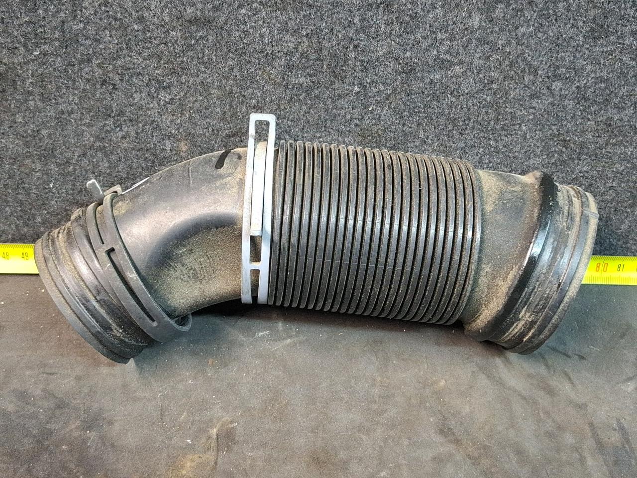 патрубок воздушного фильтра Volkswagen Jetta 7 поколение 2019, 1.4 л., бензин, АКПП, синий, седан, передний привод, 5QM129684 - фото №1