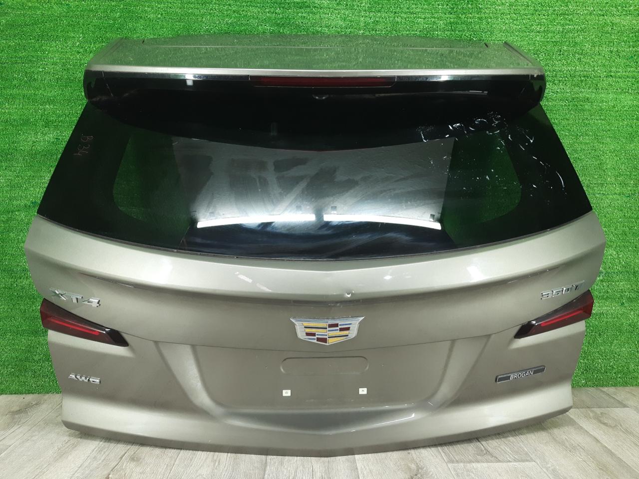 крышка багажника (дверь 3-5) Cadillac XT4 1 поколение 2020, 2.0 л., бензин, АКПП, 318e, полный привод - фото №1