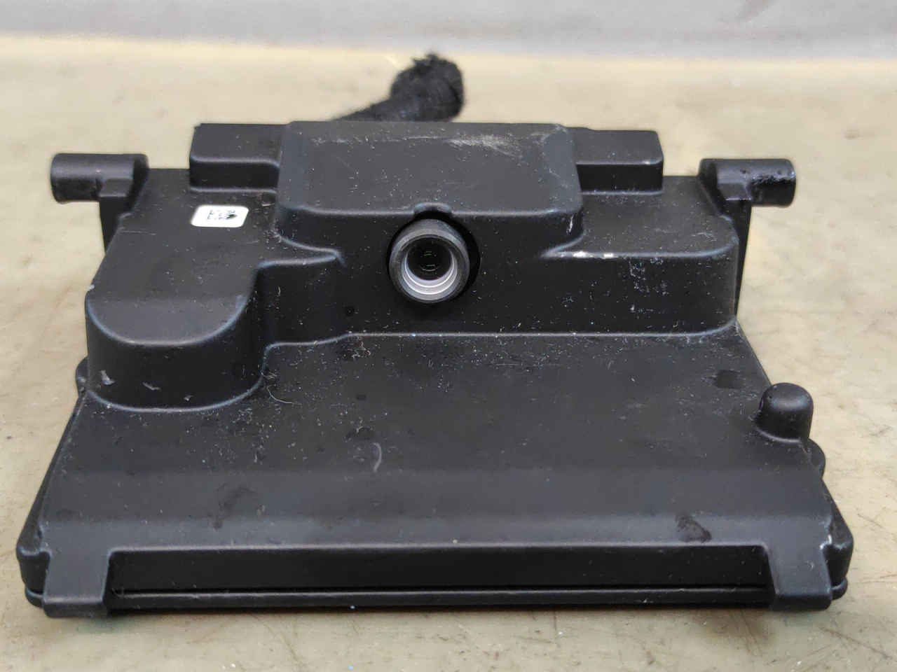 камера переднего обзора Ford Escape 4 поколение CX482 2021, 2.5 л., гибрид, АКПП, внедорожник 5 дв., полный привод, LJ6T19H406CE - фото №1