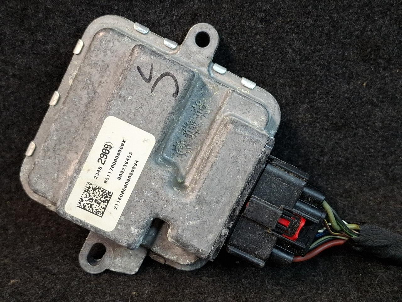 блок управления топливным насосом Chevrolet Malibu 9 поколение 2017, 1.5 л., бензин, АКПП, черный, седан, передний привод, 23482909 - фото №1