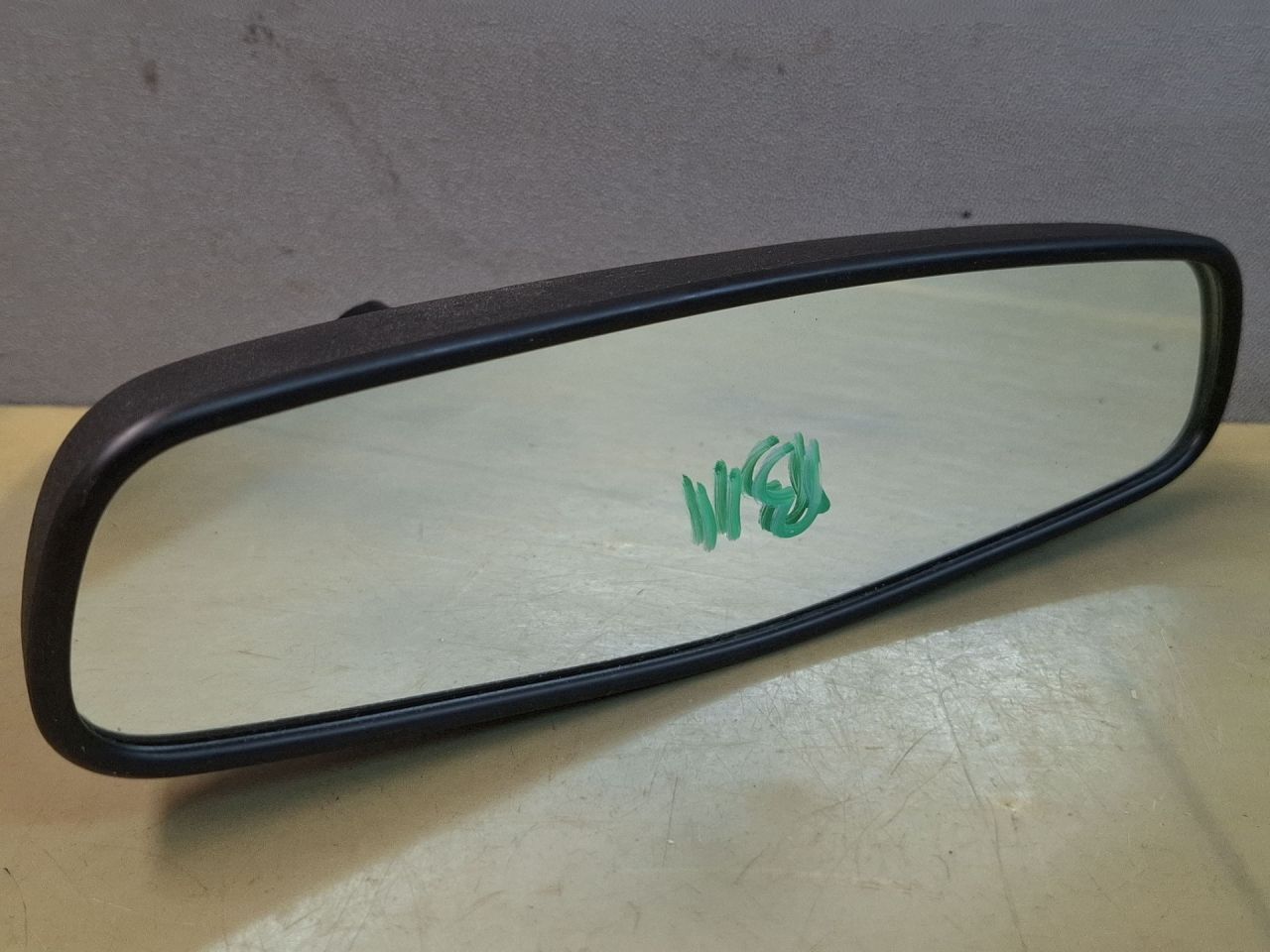 зеркало салона Chevrolet Equinox 3 поколение 2018, 1.5 л., бензин, АКПП, серый/441b, полный привод, E11026150 - фото №1