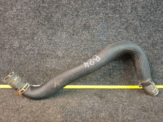 патрубок радиатора Chevrolet Traverse 2 поколение [рестайлинг] 2022, 3.6 л., бензин, АКПП, белый, внедорожник 5 дв., полный привод, 84819089