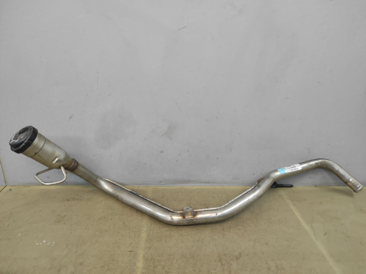 горловина топливного бака Ford Edge 2 поколение CD539 2018, 2.0 л., бензин, АКПП, черный, внедорожник 5 дв., полный привод, F2G39034CC - фото №1