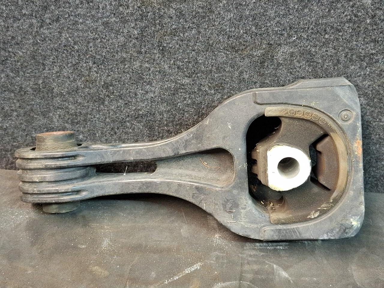 подушка крепления двигателя Honda Civic 10 поколение 2017, 2.0 л., K20C2, бензин, АКПП, седан, передний привод - фото №1