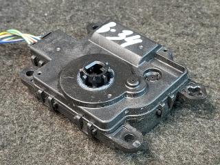 моторчик заслонки печки Cadillac XT4 1 поколение 2020, 2.0 л., бензин, АКПП, 318e, полный привод, AA113800-4090