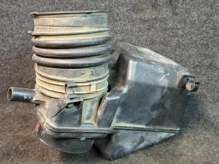 резонатор воздушного фильтра Toyota Sienna 2 поколение XL20 [рестайлинг] 2008, 3.5 л., 2GR-FE, бензин, АКПП, минивэн, передний привод, 178930P050