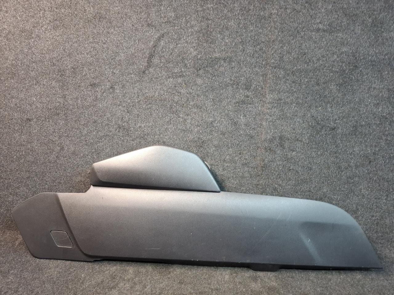 Декоративная накладка центральной консоли Ford Escape 4 поколение CX482 2020, 2.0 л., бензин, АКПП, белый az, внедорожник 5 дв., полный привод, LJ6BS044E07BD3ZHE - фото №1