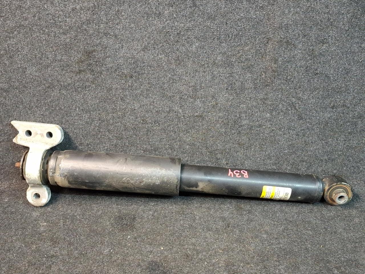 амортизатор задний правый Cadillac XT4 1 поколение 2020, 2.0 л., бензин, АКПП, 318e, полный привод, 84675930 - фото №1