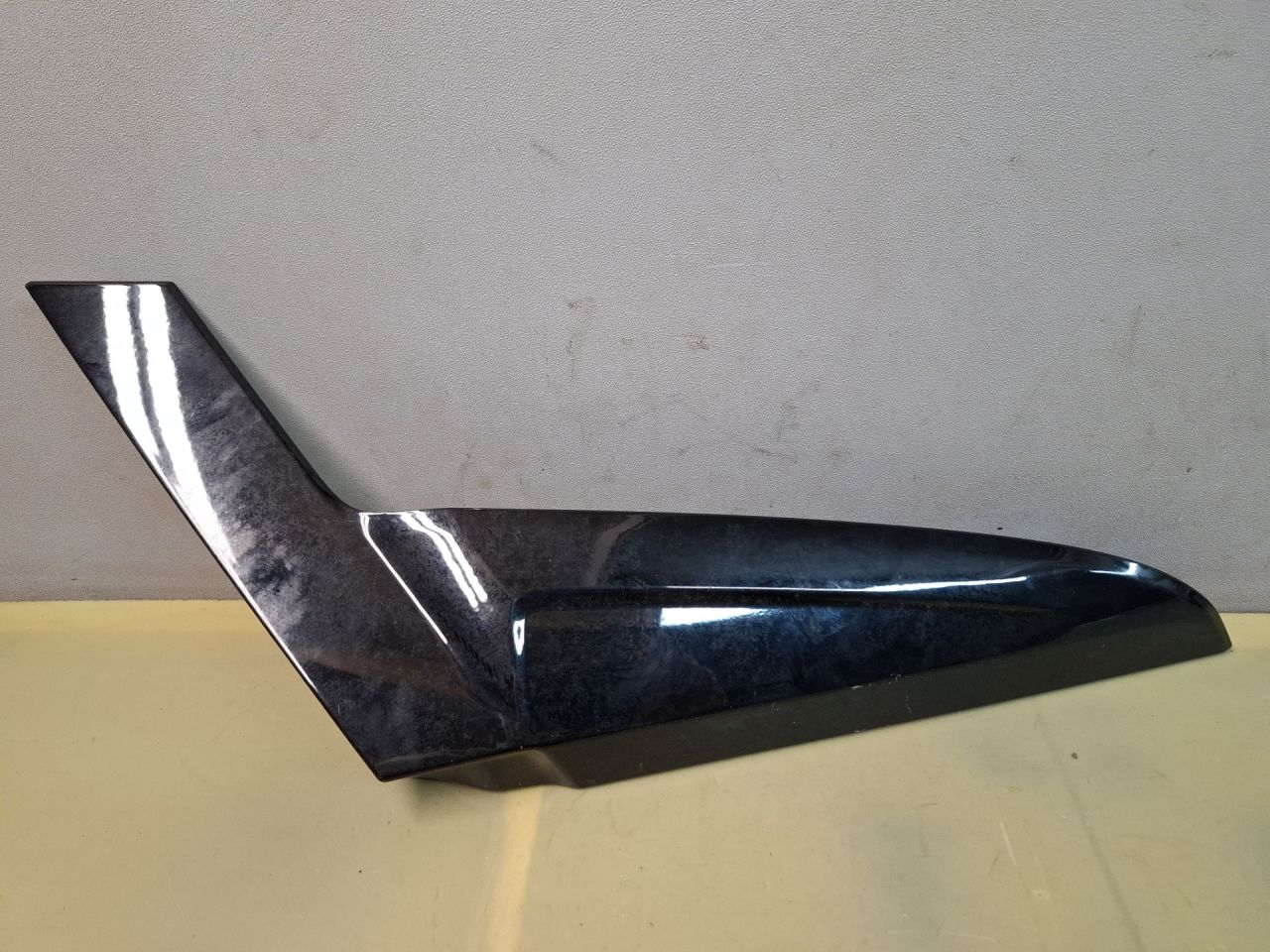 молдинг крыши Chevrolet Blazer 3 поколение 2019, 3.6 л., бензин, АКПП, белый, полный привод, 84520298 - фото №1