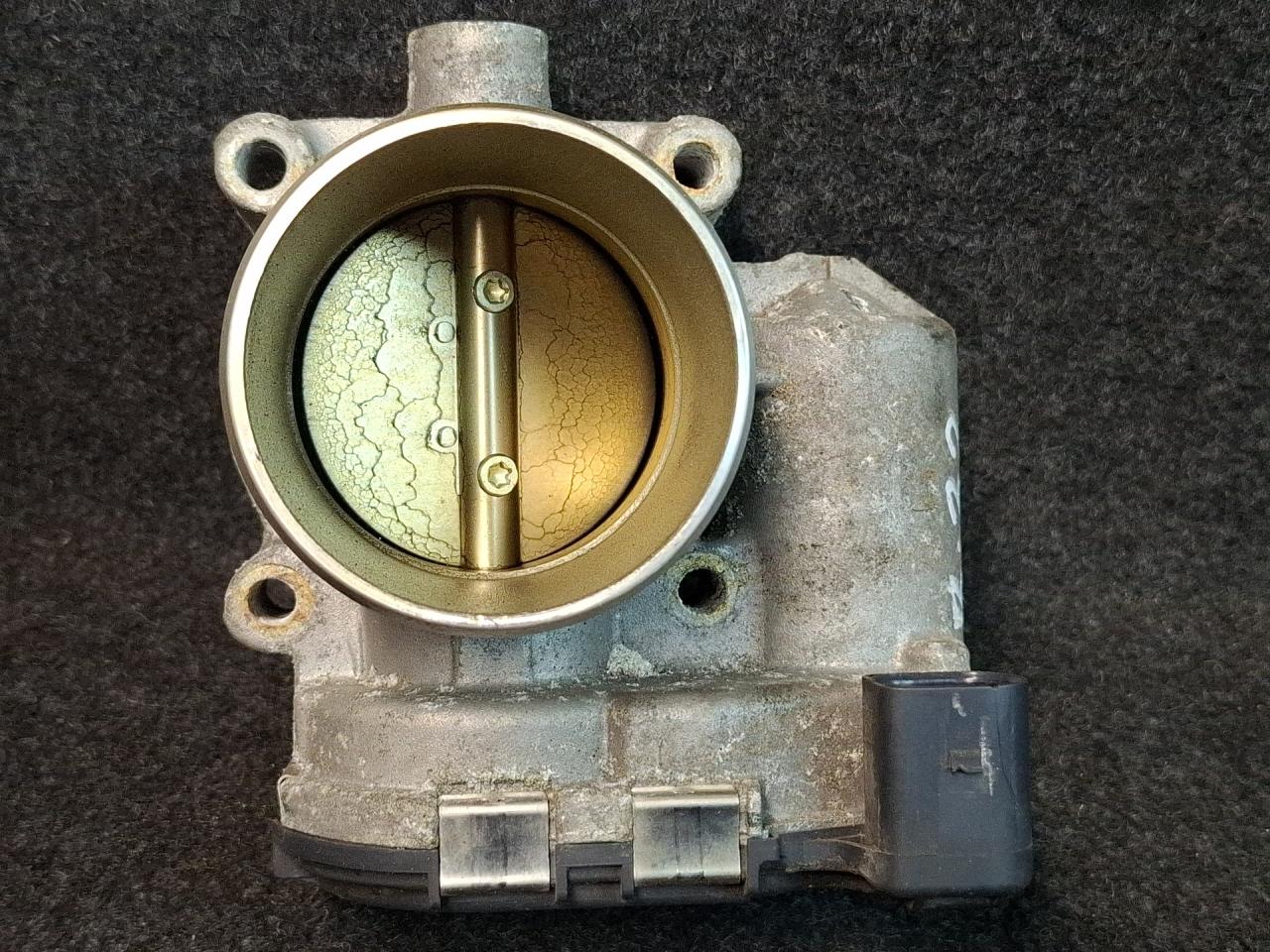 заслонка дроссельная Volkswagen Tiguan 2 поколение 2020, 2.0 л., бензин, АКПП, серый, полный привод, 06K133062AN, 0280750828 - фото №1