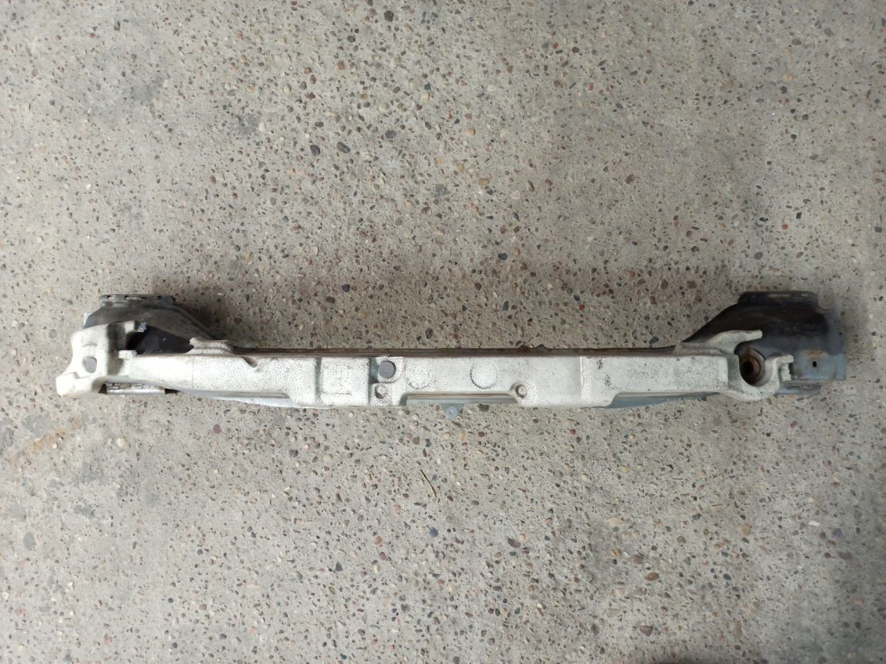 усилитель бампера переднего Mazda CX-7 1 поколение ER 2008, 2.3 л., L3-VDT, бензин, АКПП, голубой/30s, полный привод - фото №1