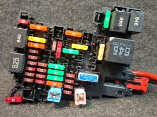 блок предохранителей Volkswagen Jetta 7 поколение [рестайлинг] 2024, 1.5 л., бензин, АКПП, серый, седан, передний привод, 5Q0937615C