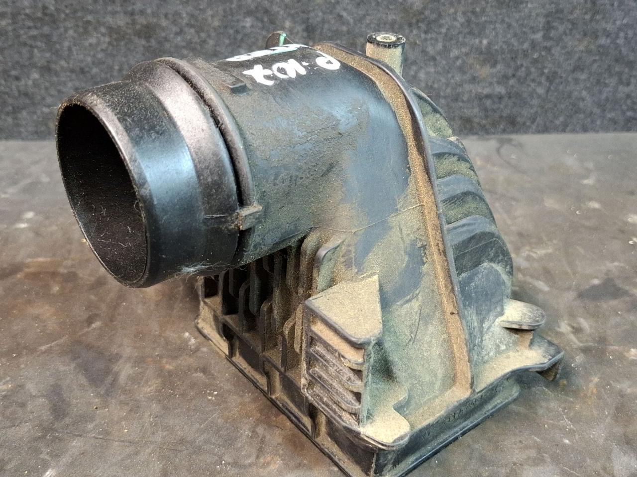 интеркулер Chevrolet Equinox 3 поколение 2019, 1.5 л., бензин, АКПП, белый 140х, минивэн, передний привод - фото №1