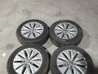 диск литой Volkswagen Jetta 7 поколение 2019, 1.4 л., бензин, АКПП, оранжевый, седан, передний привод