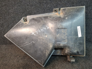 корпус воздушного фильтра BMW X5 E70 2008, 3.0 л., дизель, АКПП, серый, внедорожник 5 дв., полный привод, правый руль