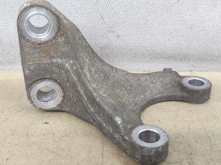 кронштейн раздаточной коробки Suzuki Kizashi 1 поколение 2012, 2.4 л., J24B, бензин, АКПП, красный, седан, полный привод