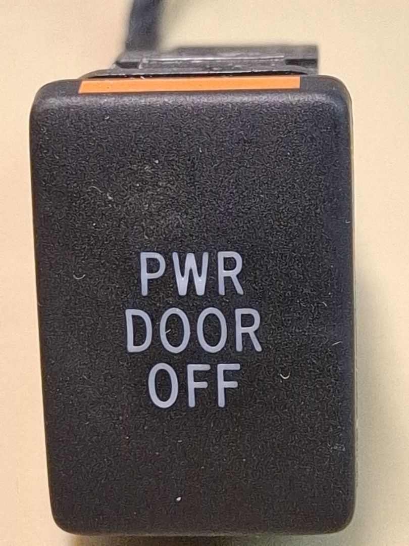 Кнопка блокировки двери Toyota Sienna 3 поколение 2011, 3.5 л., 2GR-FE, бензин, АКПП, серый, передний привод - фото №1