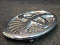 эмблема Toyota Camry 7 поколение XV40 2008, 2.4 л., 2AZ-FE, бензин, АКПП, седан, передний привод, 75311-06060 - фото №3