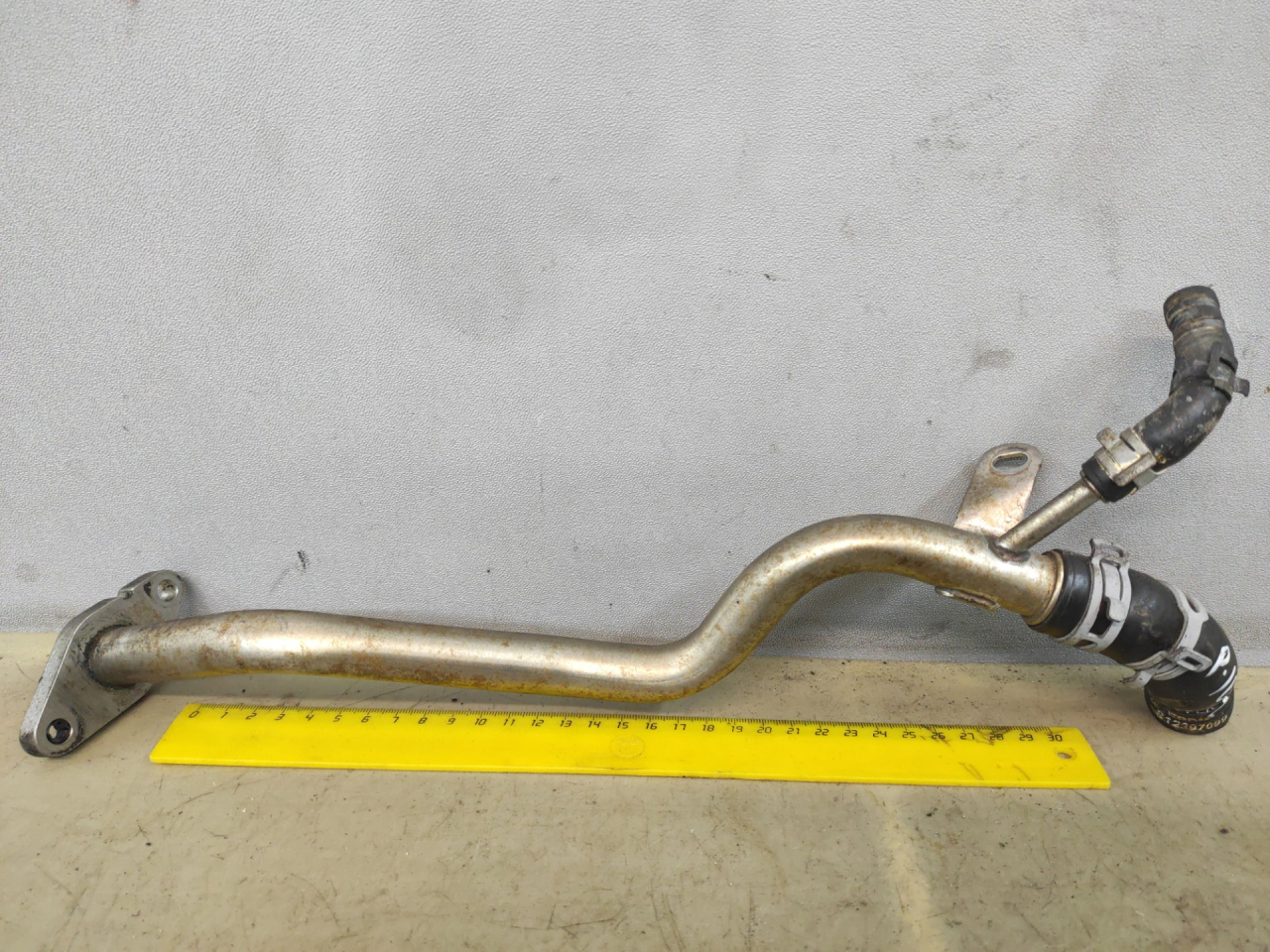 трубка охлаждающей жидкости Chevrolet Equinox 3 поколение 2018, 1.5 л., бензин, АКПП, серый 139х, минивэн, передний привод - фото №1