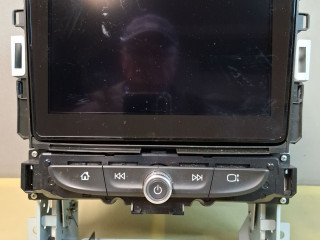 магнитола Chevrolet Traverse 2 поколение [рестайлинг] 2022, 3.6 л., бензин, АКПП, белый, внедорожник 5 дв., полный привод, 84654678