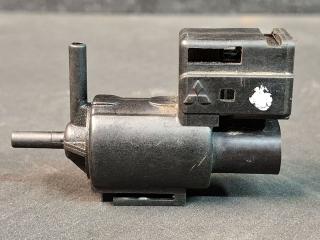 электромагнитный клапан Mazda 626 5 поколение [рестайлинг] GW 2001, 2.0 л., RF4F, дизель, МКПП, серебристый, универсал, передний привод, 49091KL01