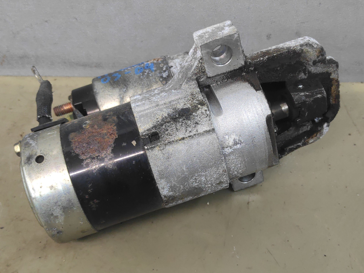 стартер Mazda 6 GG 2003, 2.0 л., LF-DE, бензин, МКПП, хетчбэк 5 дв., M000T90981, L813 - фото №1