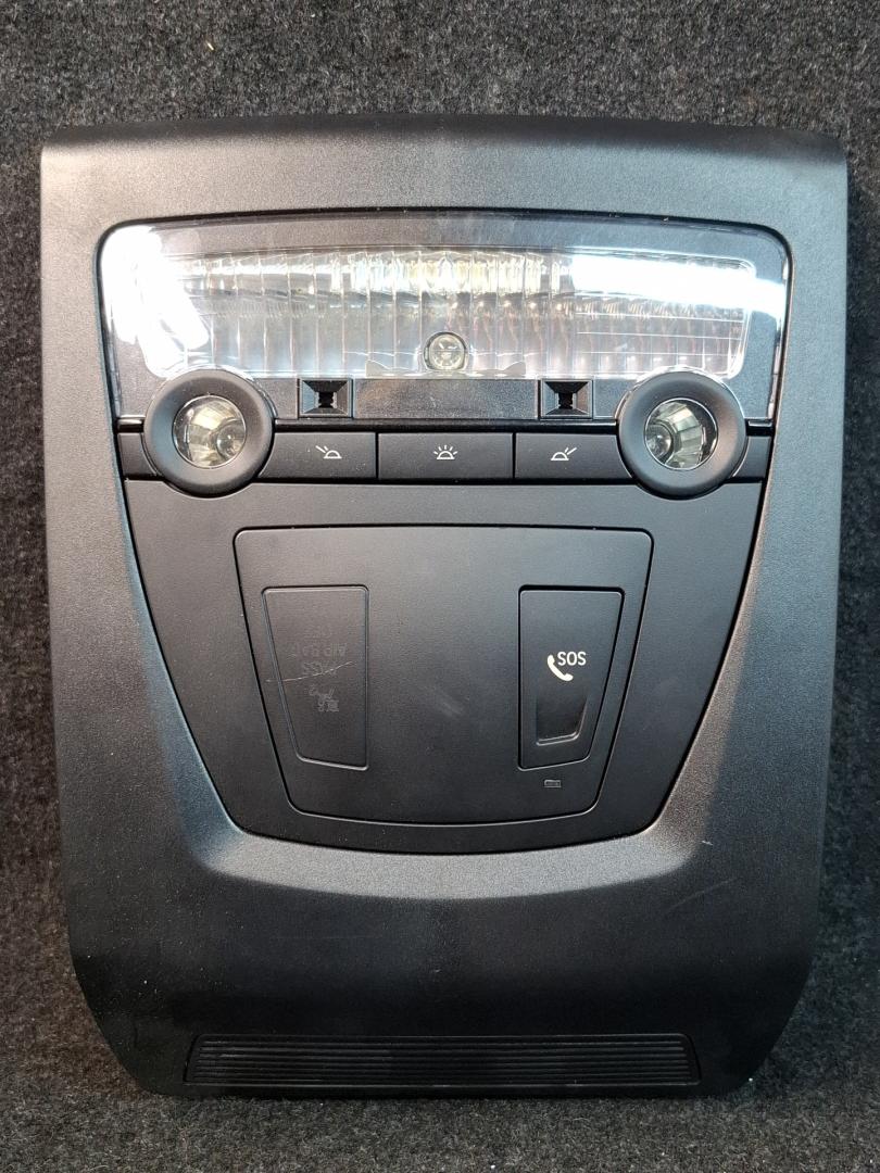 фонарь салона (плафон) BMW X4 F26 2016, 2.0 л., дизель, АКПП, черный, 1510304005, 28435917 - фото №1
