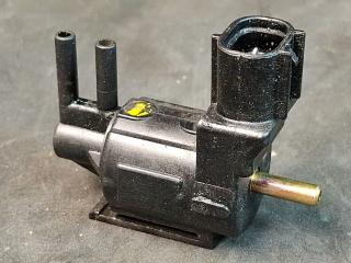 электромагнитный клапан Mazda 626 5 поколение [рестайлинг] GW 2001, 2.0 л., RF4F, дизель, МКПП, серебристый, универсал, передний привод, K5T44173, KJ03A