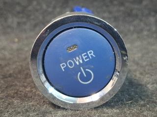 кнопка запуска двигателя Toyota Prius V 1 поколение ZVW41 ZVW41 2014, 1.8 л., гибрид, АКПП, синий, хетчбэк 5 дв., передний привод, 15A8549