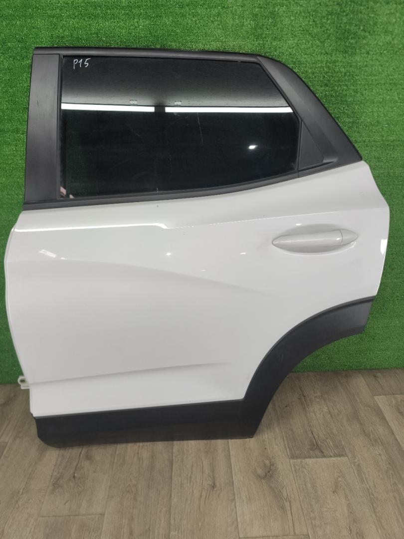 дверь задняя левая Chevrolet TrailBlazer 3 поколение 2021, белый - фото №1