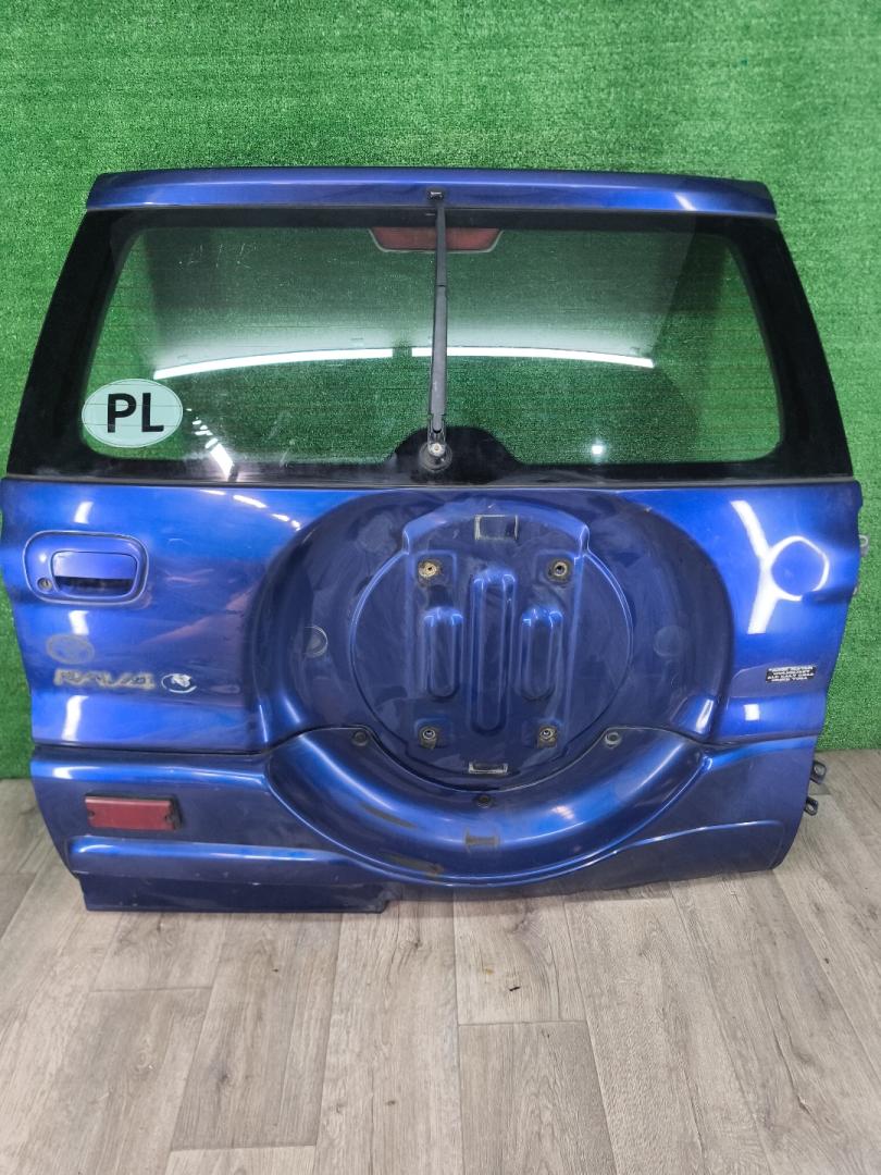 крышка багажника (дверь 3-5) Toyota RAV4 2 поколение (XA20) 2003 - фото №1