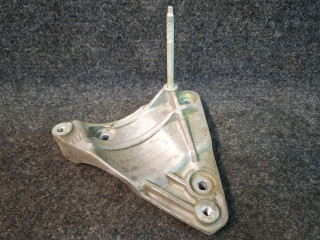 кронштейн компрессора кондиционера Chevrolet Equinox 3 поколение 2018, 1.5 л., бензин, АКПП, серый/441b, полный привод, 12651063