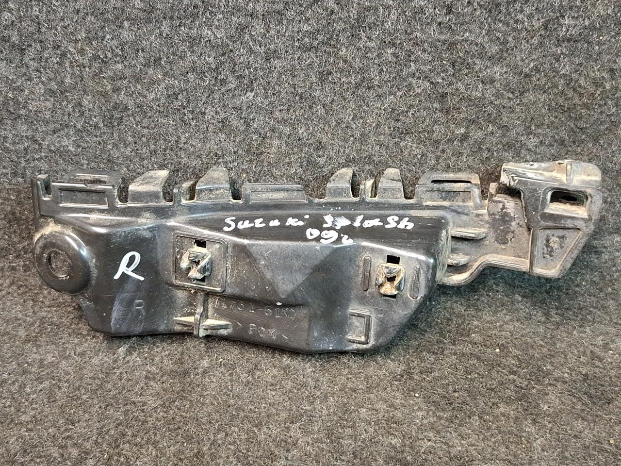 крепление бампера Suzuki Splash 1 поколение 2009, 71731-51K0 - фото №1