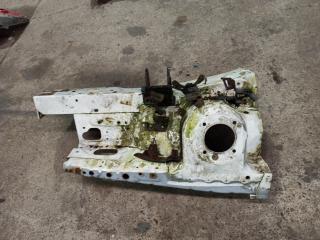 четверть передняя левая Mazda 626 5 поколение [рестайлинг] 2000