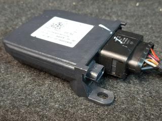 датчик присутствия пассажира Volkswagen Jetta 7 поколение 2019, 1.4 л., бензин, АКПП, синий, седан, передний привод, 4M0959339B