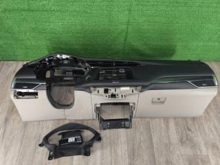 панель передняя салона (торпедо) Cadillac XT4 1 поколение 2020