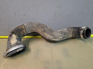 патрубок интеркулера Audi A4 B8/8K 2010, 1.8 л., CDHA, бензин, АКПП, передний привод, правый руль, 8K0145738M