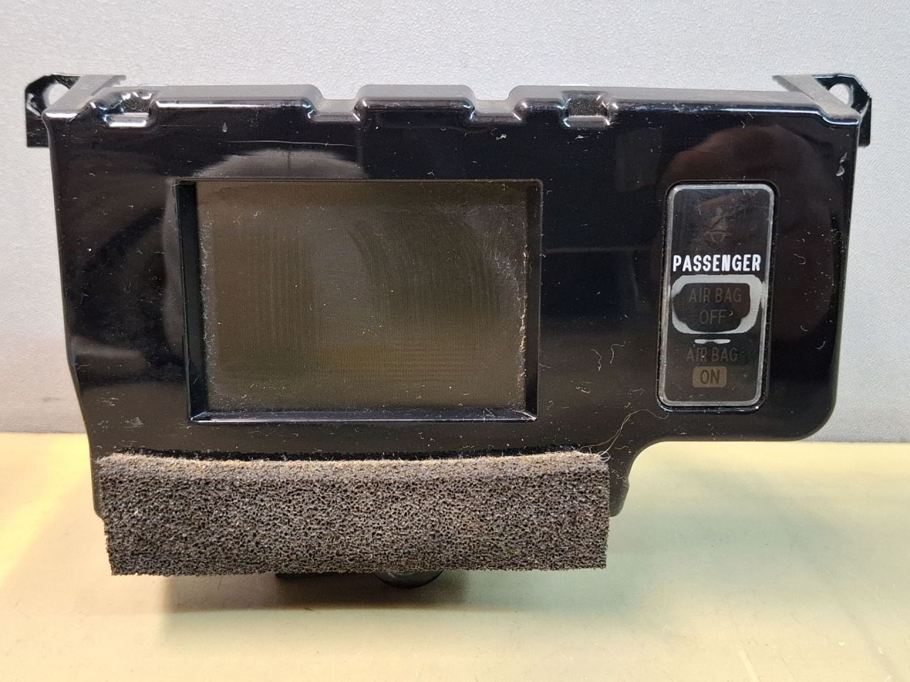 дисплей Toyota Sienna 3 поколение 2011, 3.5 л., 2GR-FE, бензин, АКПП, серый, передний привод, 832900804000 - фото №1